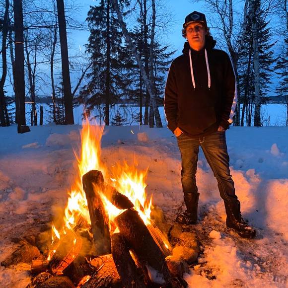 Profile Picture of Trai Pozorski (@traipozorski) on Poshmark