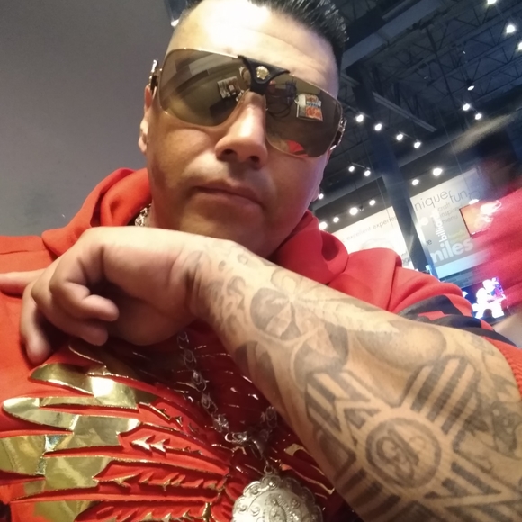 Profile Picture of Luis Montoya (@luismontoya109) on Poshmark