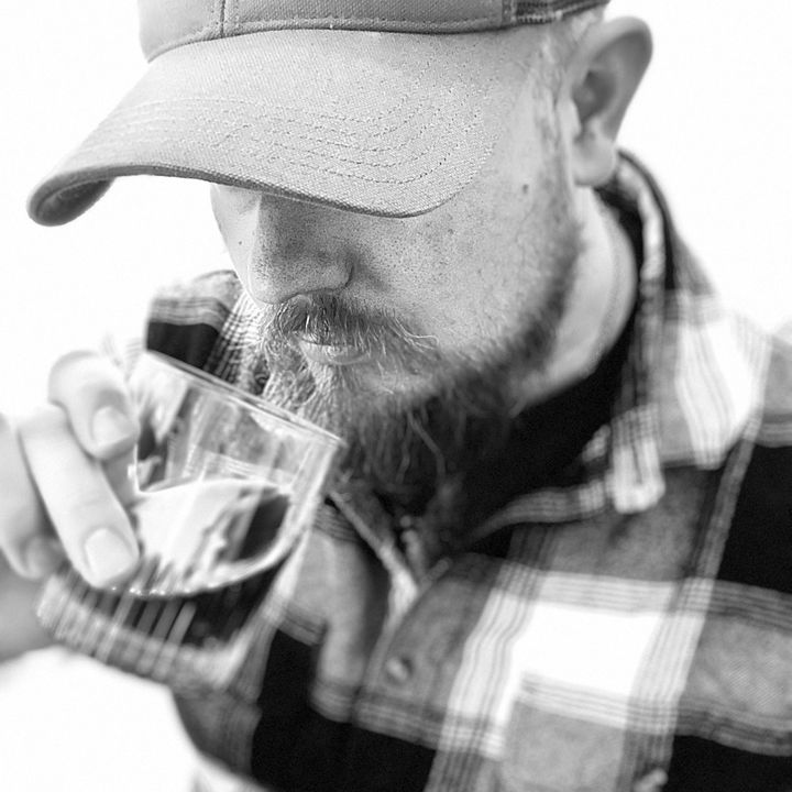 Sean - Tiktok Profile Picture of Sean (@behindthemic91) on Tiktok