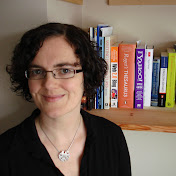 Profile Picture of Paula Knight (@collagegirl) on Youtube