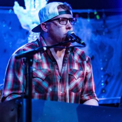 Profile Picture of Jake Dexter (@JakeDexterMusic) on Twitter