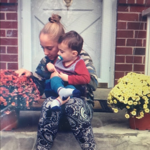 Profile Picture of Ryleigh Tumelty (@ryleigh_tumelty) on Poshmark