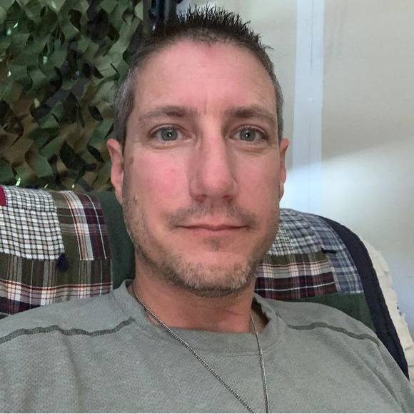 Profile Picture of Kyle Kottka (@kwkottka) on Poshmark