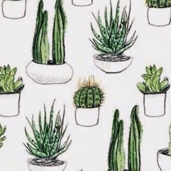 Profile Picture of Lucy Hoffman (@lucyhoffman1) on Poshmark