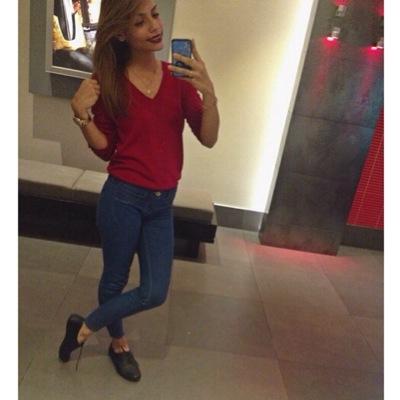 Profile Picture of Laura Donastor (@lauradonastor) on Twitter