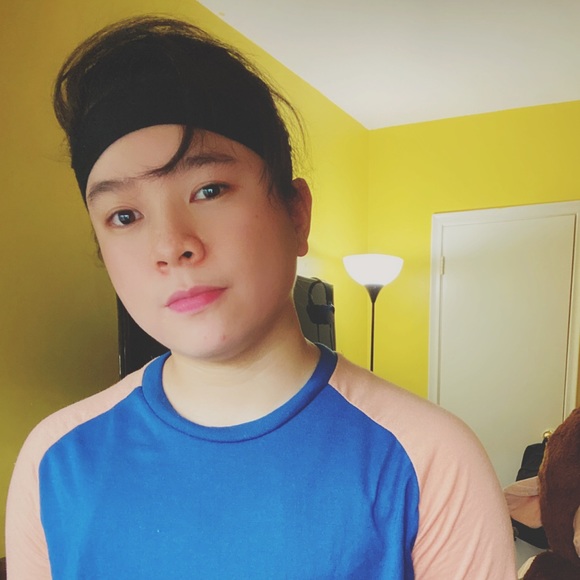 Profile Picture of Aj Aloyon (@xxijixx) on Poshmark