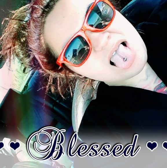 Profile Picture of Vanessa Alcantara (@nessuhrose21) on Poshmark