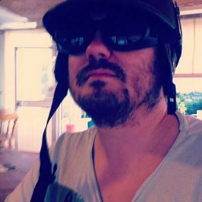 Profile Picture of ☆Stephen Burns☆ (@ohmatron99) on Twitter