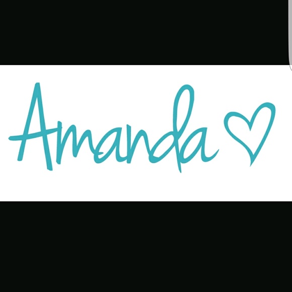 Profile Picture of Amanda Resch (@mandie0121) on Poshmark