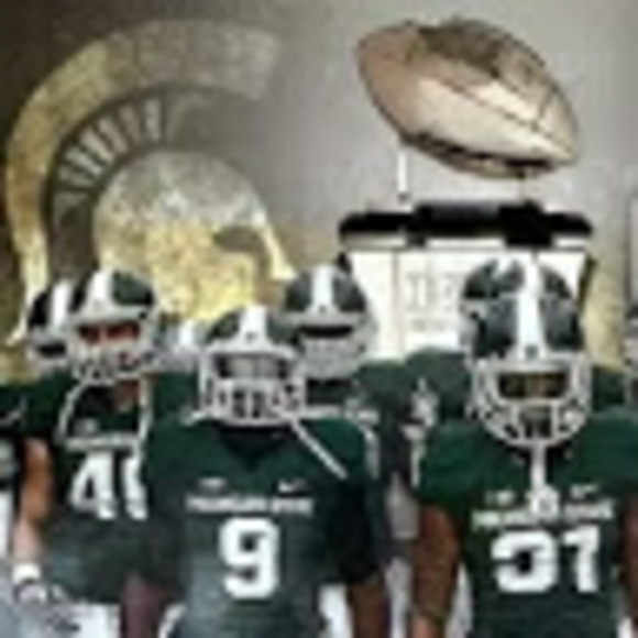 Profile Picture of Ted Alvarez (@ted_alvarez) on Poshmark