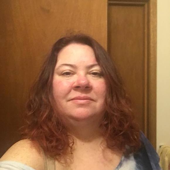 Profile Picture of Monique Beauchamp-laskovic (@mlaskovic) on Poshmark