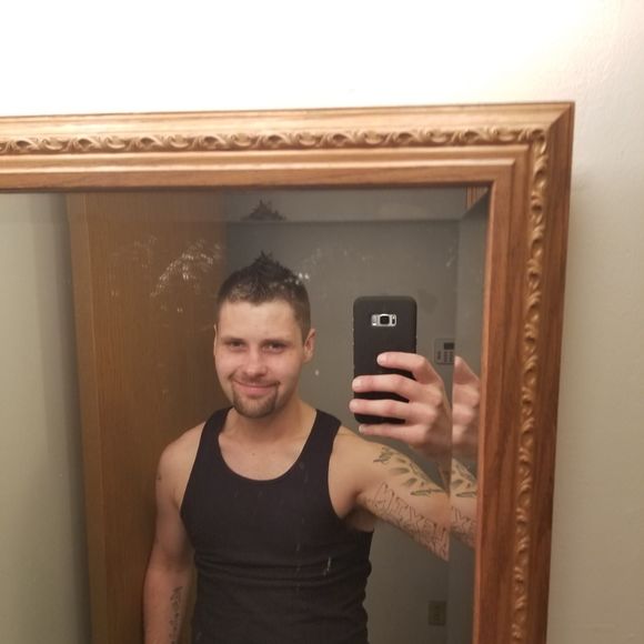 Profile Picture of Mitchell Fontaine (@mfontaine206) on Poshmark