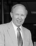 Profile Picture of Elwood Hillis - Wikipedia, the free encyclopediaon Wikipedia