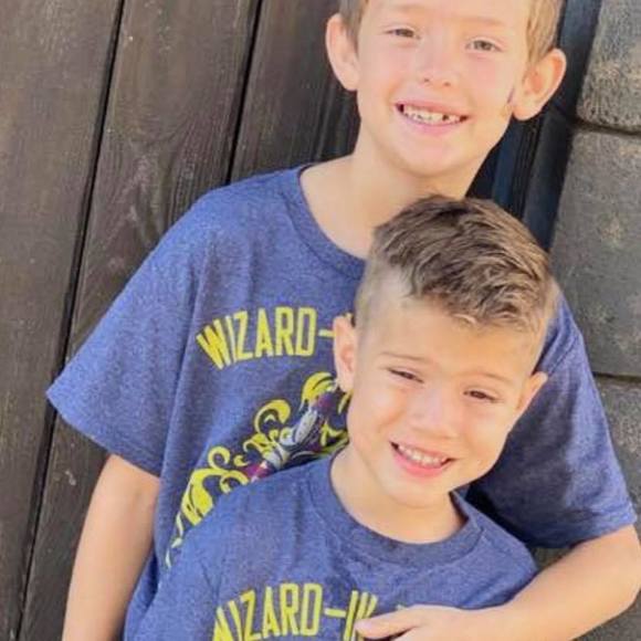 Profile Picture of Debbie Verrone (@debbieverrone) on Poshmark