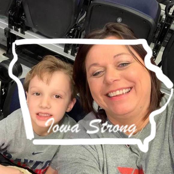 Profile Picture of Denise Gluesing (@denisegluesing) on Poshmark