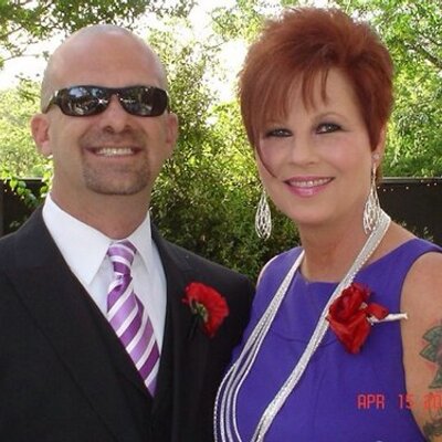 Profile Picture of Donna Wiggs Miles (@redheadsrgreat) on Twitter