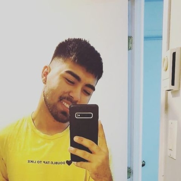 Profile Picture of Mirwais Akbary (@mirwaisakbary) on Poshmark