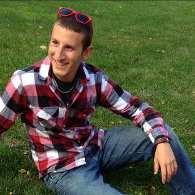 Profile Picture of Mike Levee (@mikelevee) on Twitter
