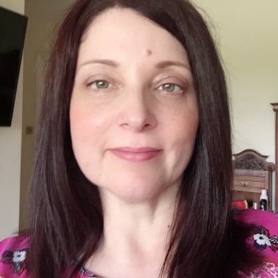 Profile Picture of Anita Foster (@Fuzzie67) on Twitter