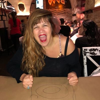 Profile Picture of Katia Akselrod (@katiakselrod) on Twitter