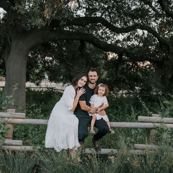 Profile Picture of Clare Burns (@clareburns) on Poshmark