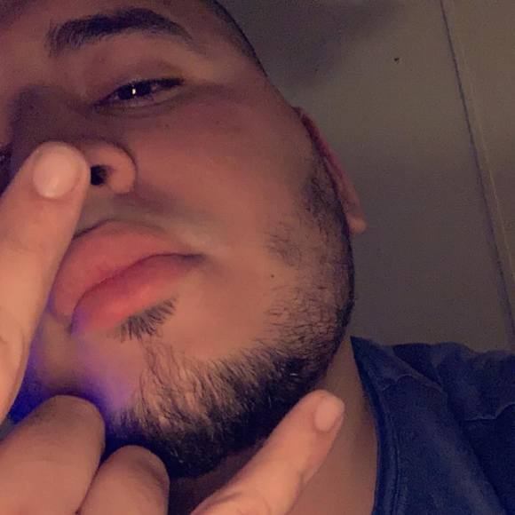 Profile Picture of Gregory Castillo (@castillogregory) on Poshmark