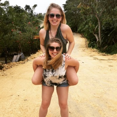 Profile Picture of Jess Deem (@Jessie_Deeeee) on Twitter