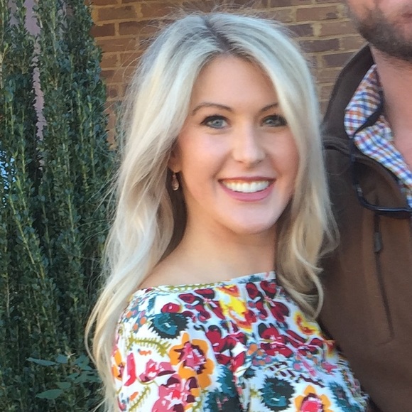 Profile Picture of Haley Hodge (@hhodge) on Poshmark
