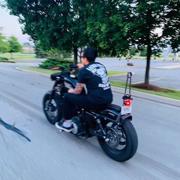 Profile Picture of Kyle Lugo (@kylelugoo) on Poshmark