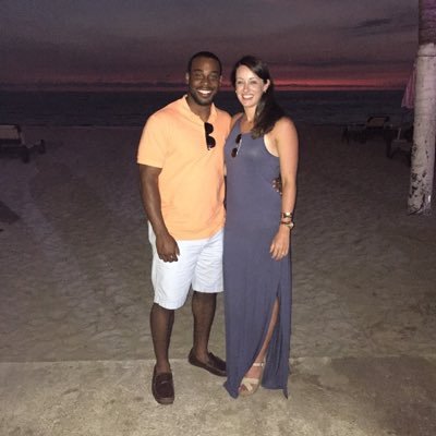 Profile Picture of Jarrett Jones (@Coach_Jones2810) on Twitter