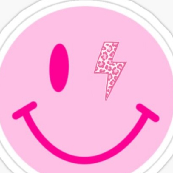 Profile Picture of Josephine Willoughby (@smiley_bracelet) on Poshmark