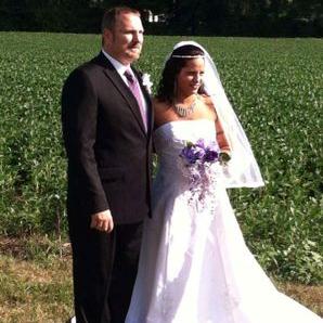 Profile Picture of Iris Willis (@iriswillis10) on Twitter