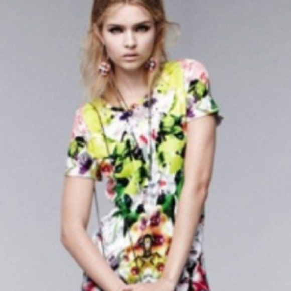 Profile Picture of Whitney Gonzalez (@whitneyxoxolove) on Poshmark