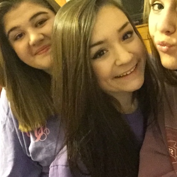 Profile Picture of Katy Wilbanks (@katy_dori) on Poshmark