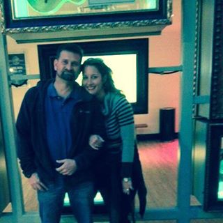 Profile Picture of Jeff N Tammy Lee (Tammy Hoadley Jeff Lee) (@jeffntammy.lee) on Facebook