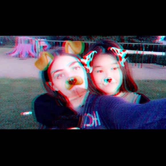 Profile Picture of Ruby Zhang (@heyyyitsruby) on Poshmark