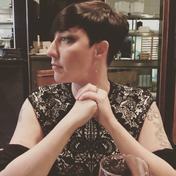 Profile Picture of Tracy Buracker (@dressedindreams) on Poshmark