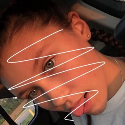 Profile Picture of Sugar.ava (@less_sugar__) on Twitter