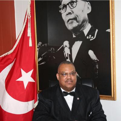 Profile Picture of Victor L. Muhammad (@malosoliniq) on Twitter