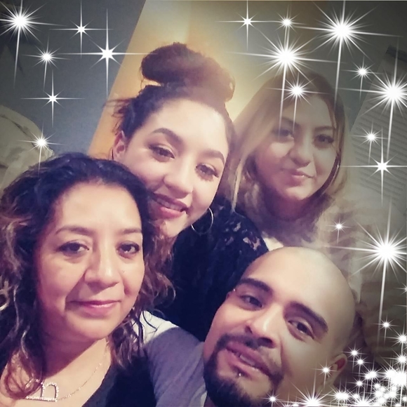 Profile Picture of Alejandro Oviedo (@ruben011483) on Poshmark