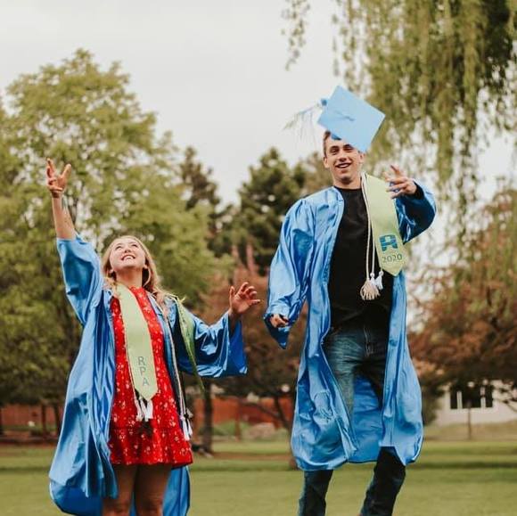 Profile Picture of Thomas Kinney (@thomasjkinney14) on Poshmark