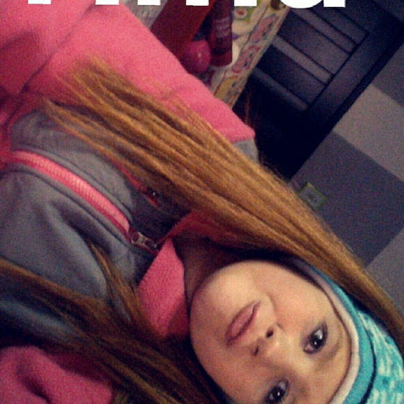 Profile Picture of Kenzie Oyler (@kenzie1110ann) on Poshmark