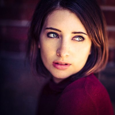 Profile Picture of Emiʟy Moore (@errantEmber) on Twitter