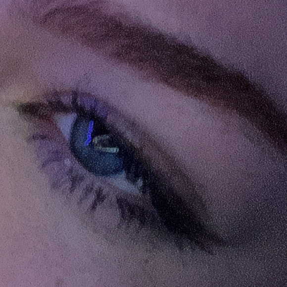 Profile Picture of Sarah James (@sarah_james669) on Poshmark