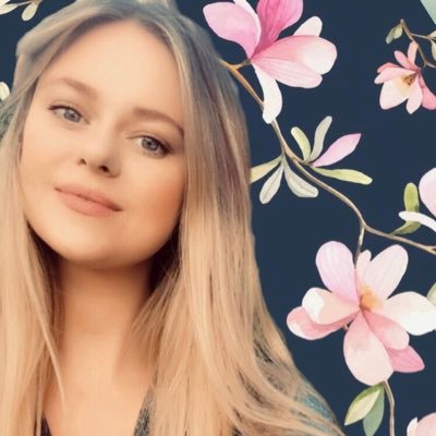 Profile Picture of Emma Russell (@EmmaRosalyn11) on Twitter