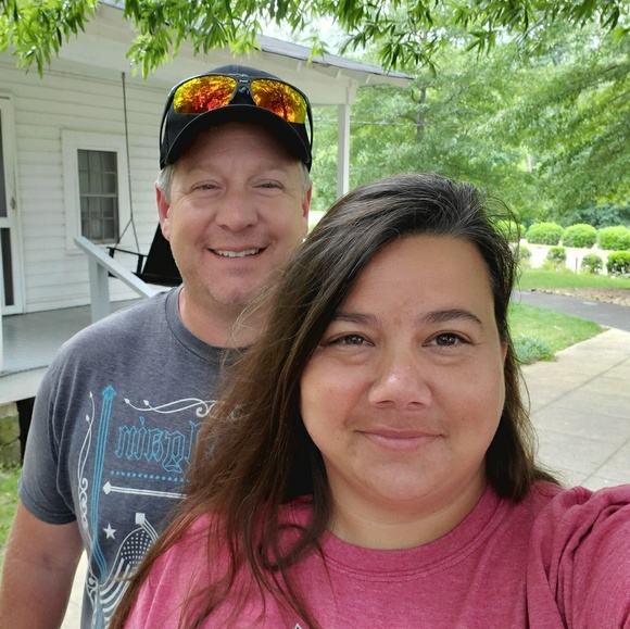 Profile Picture of Barbara Lafferty (@mamalafferty80) on Poshmark