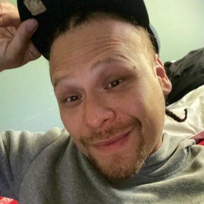 Profile Picture of Luis Anduray (@sweet_lou_420) on Twitter