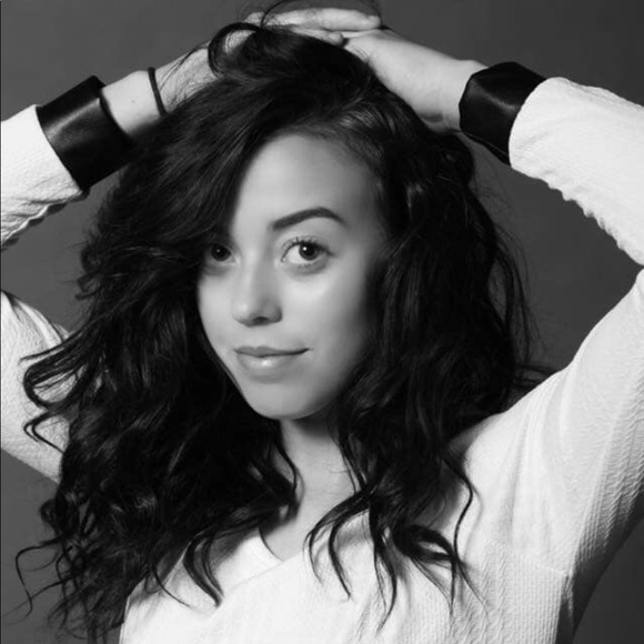 Profile Picture of Lorie Mccumbee (@lmccumbee) on Poshmark