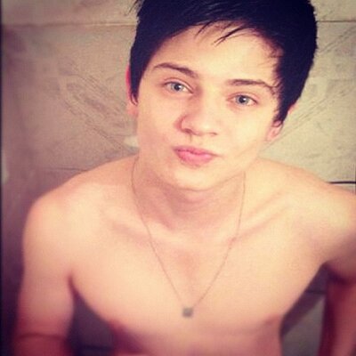 Profile Picture of Loucas Pelo ChrisL (@Chris_Leaosinho) on Twitter