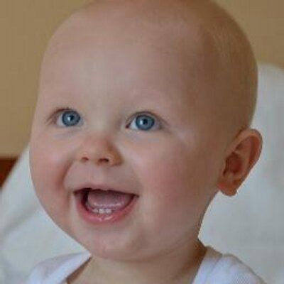 Profile Picture of Kim MacEachern (@kmacmama) on Twitter